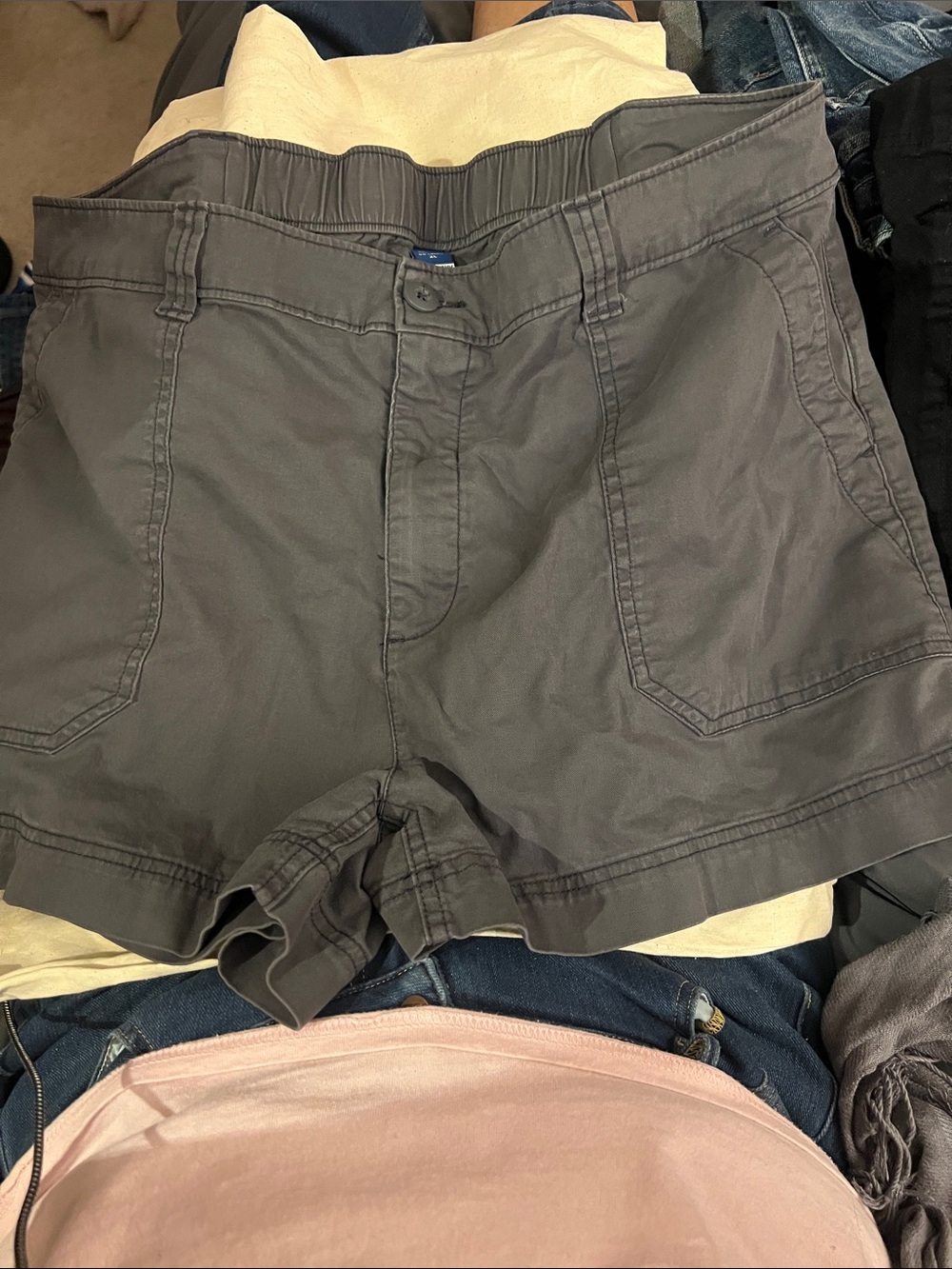Old Navy OG chino Gray Utility Shorts never worn